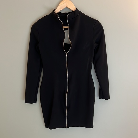 Akira Black Long sleeve cocktail dress w/ open chest and full zipper down back - Picture 6 of 9
